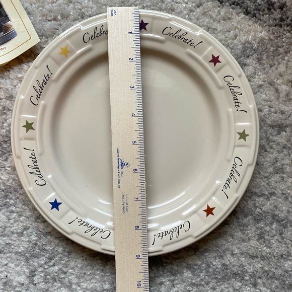 Longaberger Woven Traditions Celebrate Plate New in box Retired Pottery - Picture 3 of 5